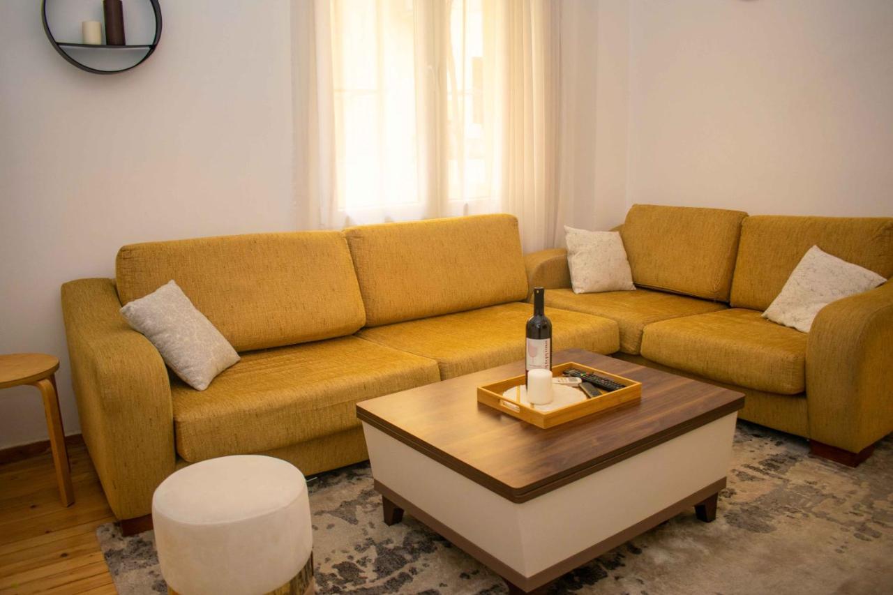 City Center/Navarinou Classical Style Apt-King Bed Thessaloniki Buitenkant foto