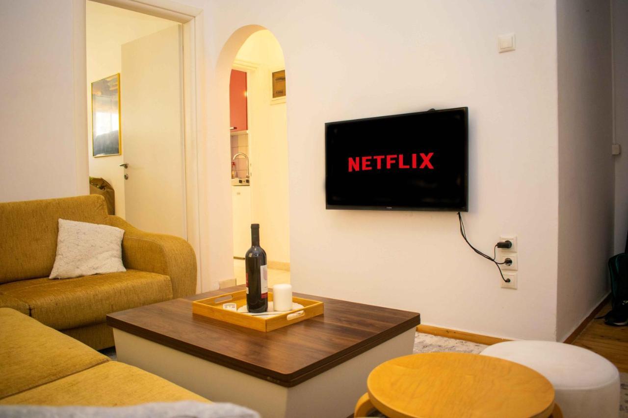 City Center/Navarinou Classical Style Apt-King Bed Thessaloniki Buitenkant foto
